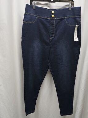 Classic High-Rise Skinny Jeans in Dark Blue